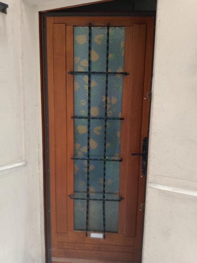 Petite Maison Avec Cour Dans Les Beaux Quartiers-Vous Faites Le Menage- Very Good Prices For T-H-E Location But You Have To Clea-N Th-E Flat Apartment Paris Exterior photo